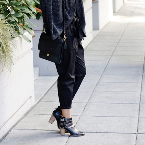 Seychelles Haywire Black Buckle Strap Ankle Booties - Picture 7 of 8